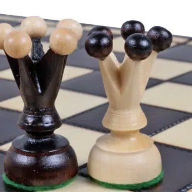 Jeu d'Echecs et Echiquier en Bois Pliant avec Rangement – Image 7