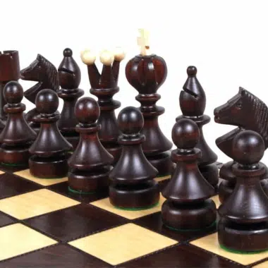 Jeu d'Echecs en Bois et Echiquier Pliant en Bois avec Rangement – Image 3