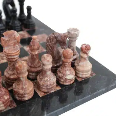 Jeu d'Echecs en Marbre Rose et Noir – Image 3