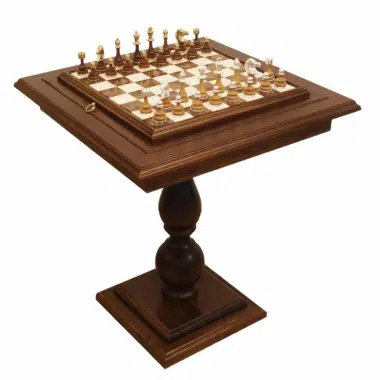 Table de jeu d'échecs sur pied avec pièces Staunton en bois et laiton