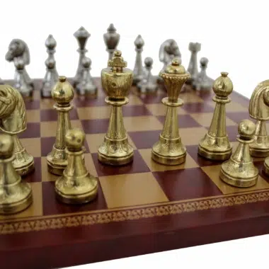 Jeu d'Echecs Staunton en Métal &  Échiquier en Similicuir Rouge / Doré – Image 2