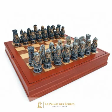 Ensemble Jeu d'Echecs Buste Squelette en Résine et Echiquier à Compartiments