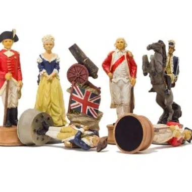 Pièces d'échecs en résine Guerre d'Indépendance, camp britannique au complet