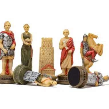 Ensemble Jeu d'Échecs Romains VS Gladiateurs et Échiquier en Bois d'Érable – Image 3