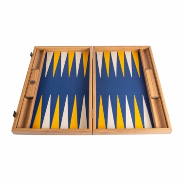 Ensemble backgammon grand format ouvert, vue d'ensemble du plateau bleu et jaune