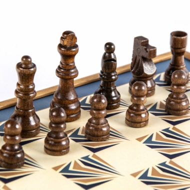 Jeu de Société 4 en 1 Échecs, Backgammon, Ludo et Serpents - Coffret en Bois Bleu Navy – Image 3