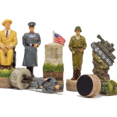Pièces d'échecs Seconde Guerre mondiale, figurines américaines et allemandes détaillées