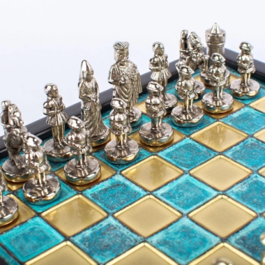 Ensemble de Jeu d'Échecs Empire Byzantin avec Coffret de Rangement - Or & Argent – Image 9