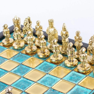 Ensemble de Jeu d'Échecs Empire Byzantin avec Coffret de Rangement - Or & Argent – Image 10