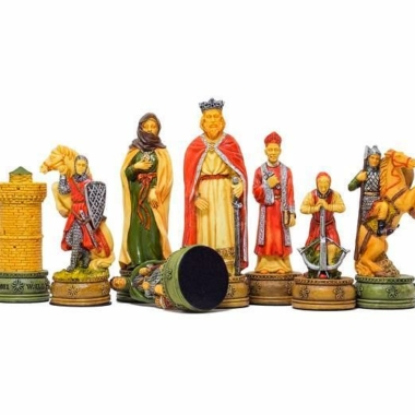 Alternative view of Ensemble de jeu d'Echecs Camelot - Pièces en Résine Peintes à la Main sur Echiquier Bois de Bruyere et Erable Vert