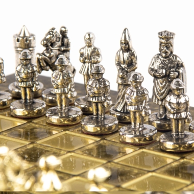Petit Ensemble de Jeu d'Échecs Byzantin Pièces en Metal Or & Argent avec Échiquier en Metal et Coffret de Rangement – Image 26